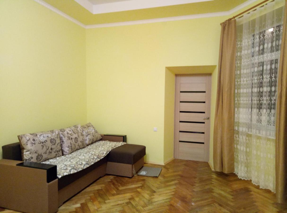 Apartment Ak. Kuchera Street Львов Экстерьер фото